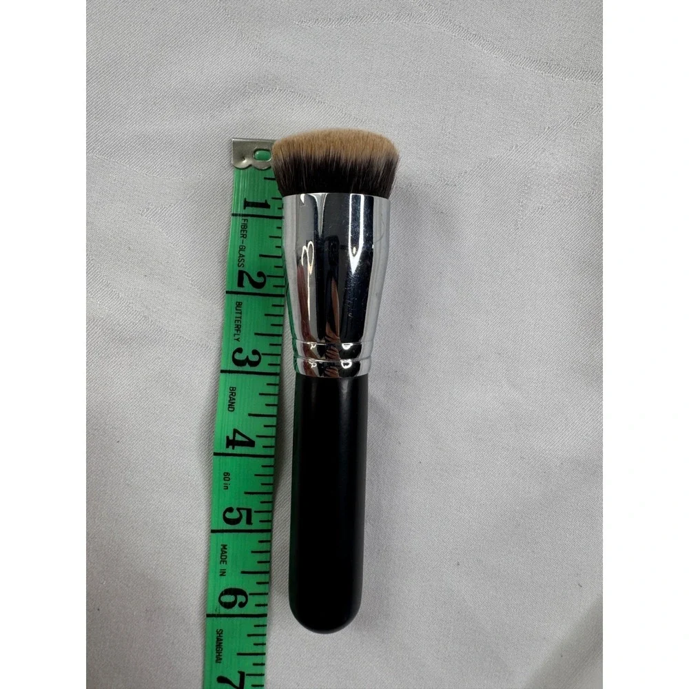 Morphe M444 Deluxe Definition Buffer Brush Foundation Blending Makeup Tool Black